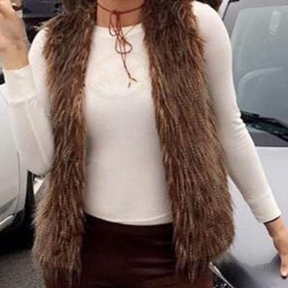 Fur vest